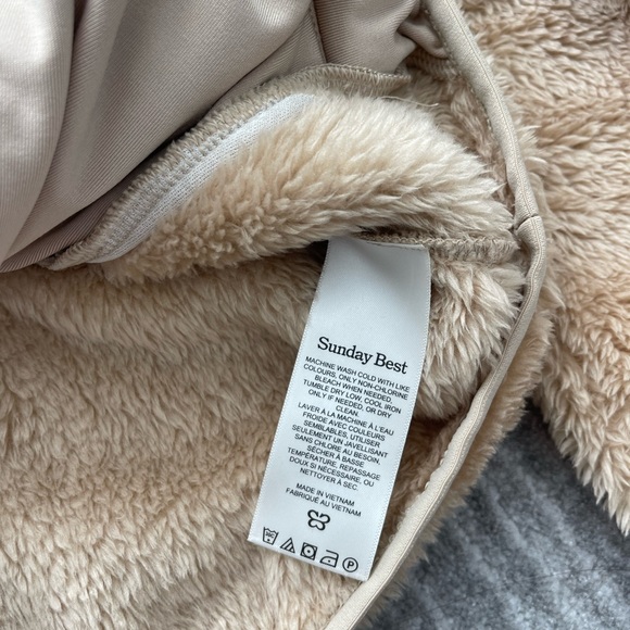 NEW✨ Aritzia Sunday Best Kieran Mockneck Teddy 1/4 Zip - 2XS - Picture 8 of 8